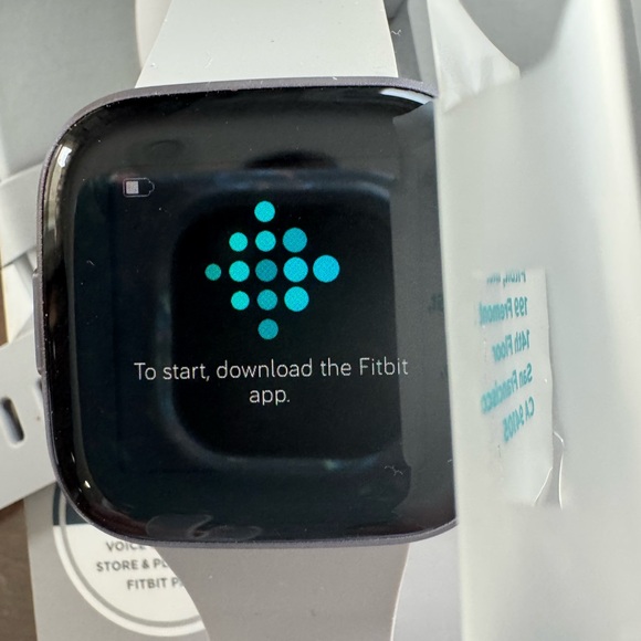 Fitbit Versa 2 Smartwatch - Silver - Picture 2 of 6